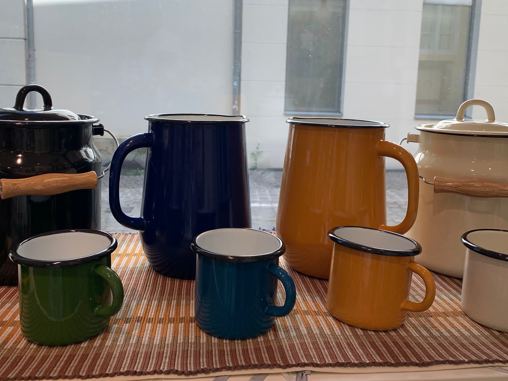 Emaille aus der Ukraine